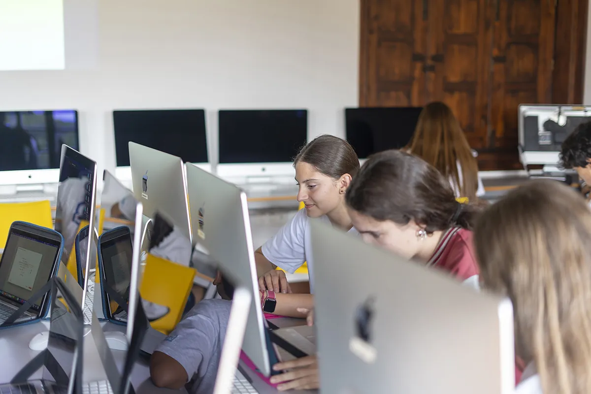 Colegio Brains Telde — aula de informática