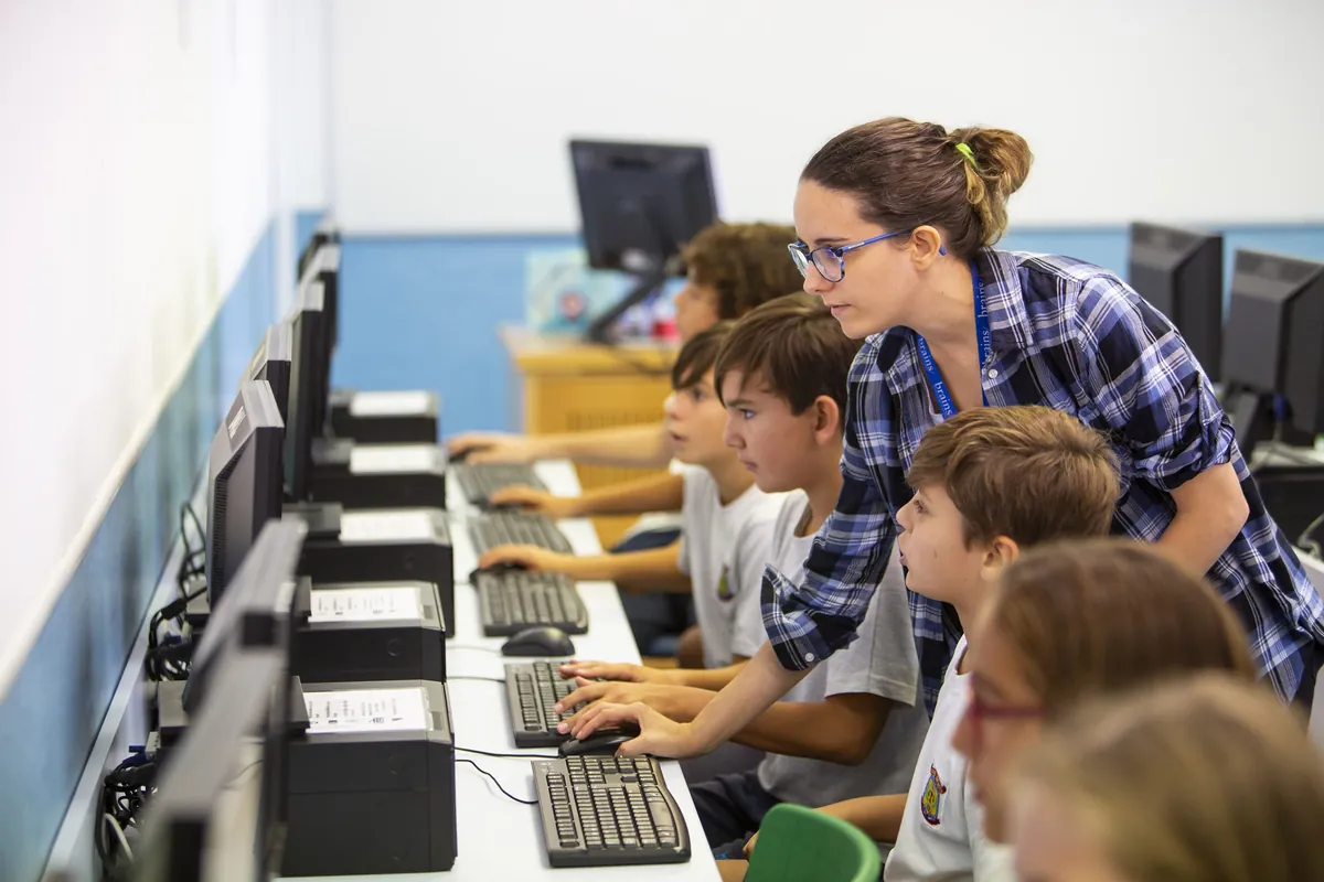 Colegio Brains Arturo Soria — aula de informática